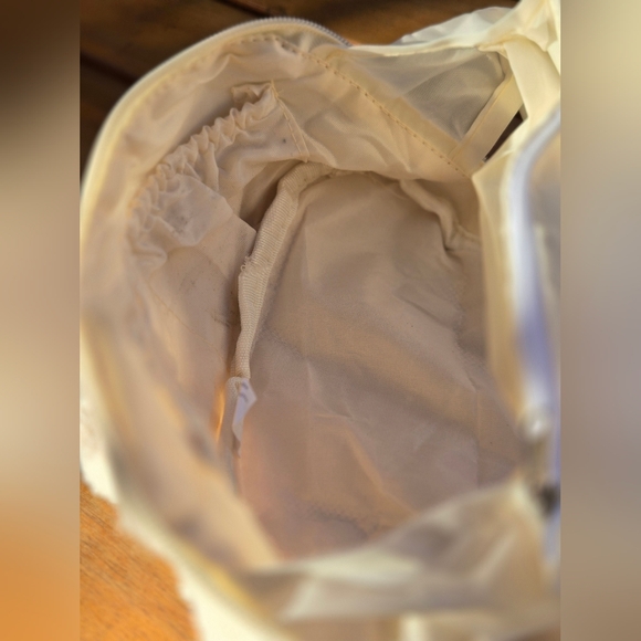 Makeup Bag - Teddy Fabric - Picture 4 of 7